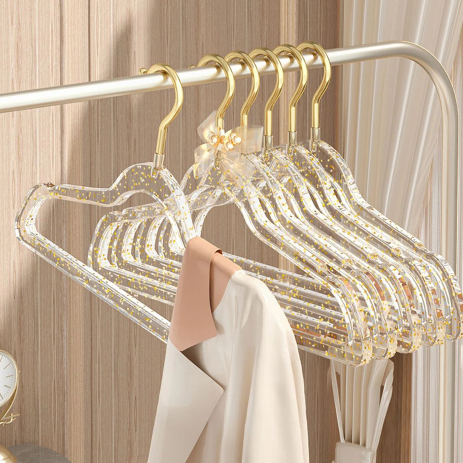 1pc Plastic Coat Hanger Heavy Duty Glitter Powder Design Clothes Hangers for Girl Dress Shirt Storage Rack Laundry Drying Racks