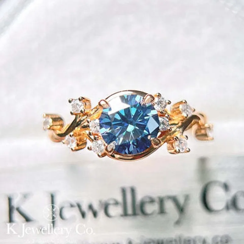 

European and American new fashionable blue zircon inlaid light luxury personalized women's ring