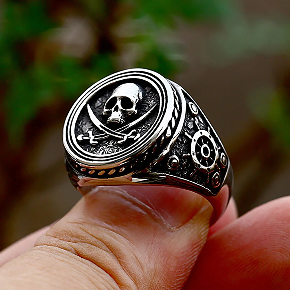 Vintage Unique Double Knife Pirate Skull Ring Gothic Stainless Steel Skull Ring for Men Boys Amulet Jewelry Gift Dropshipping