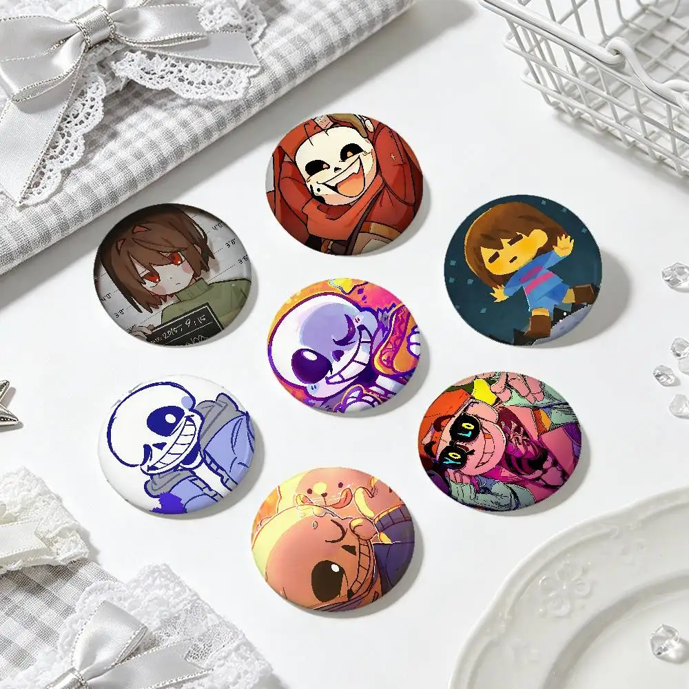 Game UNDERTALE For Clothes Anime Enamel Pin Cute Things Cartoon Cosplay Badges On Backpack Brooch Art Gifts