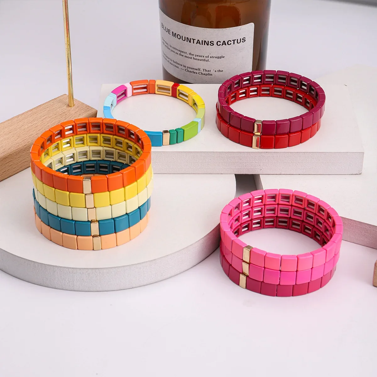 

2024 Summer Bohemian Ethnic Style Enamel Rainbow Color Stretch Bracelet Suitable for Women's Gift Accessories