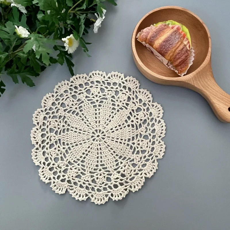 Große Schneeflocken-Tischdecke aus handgehäkeltem Baumwollgarn – Boho-Stil Traumfänger-Tischset & Sofadecke (Baumwollfaden)