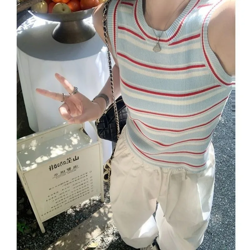 

Women Clothes Summer Fashion Korean Simplicity Striped Color Blocking O-neck Female Fashionable Appear Thin Sleeveless Top Tee