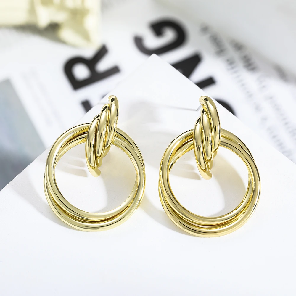 2023 New Metal Stud Earrings for Women Girl New Gothic Punk Simple Earrings Earrings