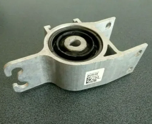 

Front Lower Control Arm Bushing For Mercedes-Benz W176 A-CLASS CLA-CLASS X156 2013- 1763330300 1763330400