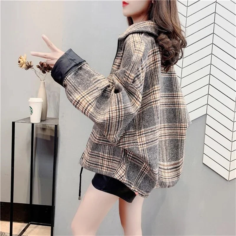 2024 Spring Women Woolen Plaid Shirt Jacket Female Autumn New Style Korean Loose Wild Hong Kong Retro Tops Woolen Short Jacket