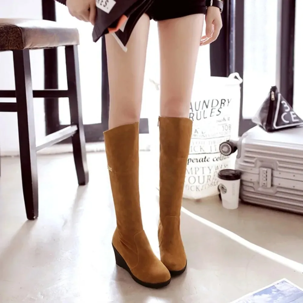 2026 Winter Boots Botas Mujer Shoes Women Boots Fashion Motocicleta Mulheres New Outono Inverno Botas De Couro Femininas 5522