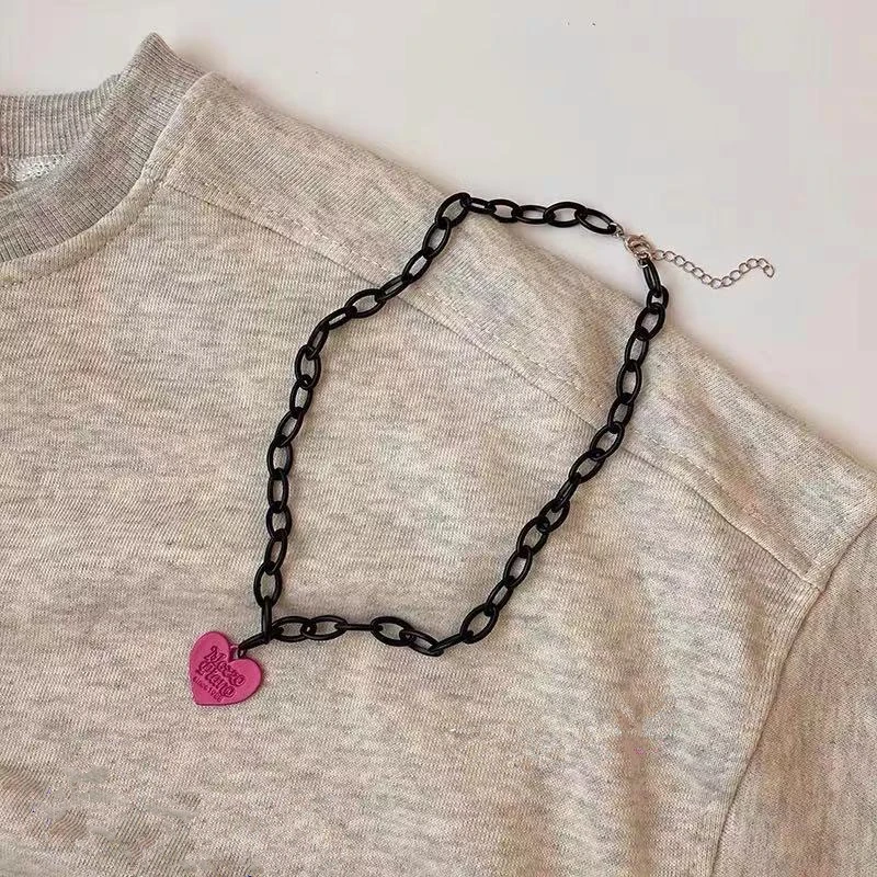 Tredny Vintage Pink Heart Choker Necklace For Women Ladies Fashion Black Thick Chains Necklace Nightclub Choker Jewelry 2022 New