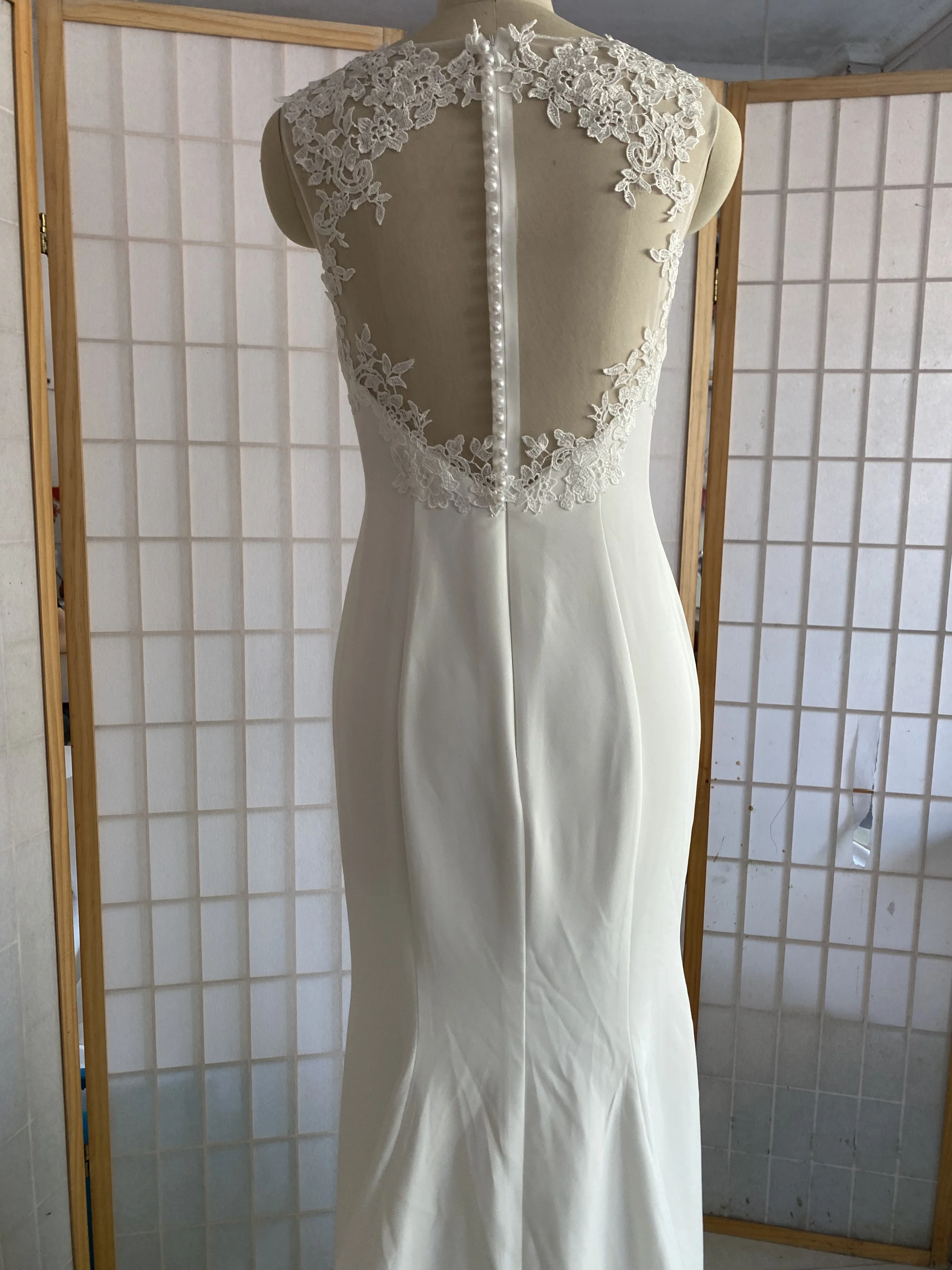 French-Style Spaghetti Strap Light Wedding Dress 2026 New Satin Simple and Elegant Petite Bride Travel Photography Dress for Women, Super Fairy-Like