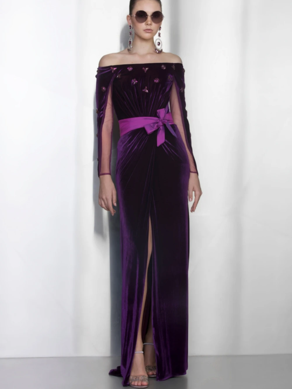 Elegant Purple Velvet Long Mother Of The Bride Dress For Wedding Beaded Off The Shoulder Prom Dress New Customized Evening Gown