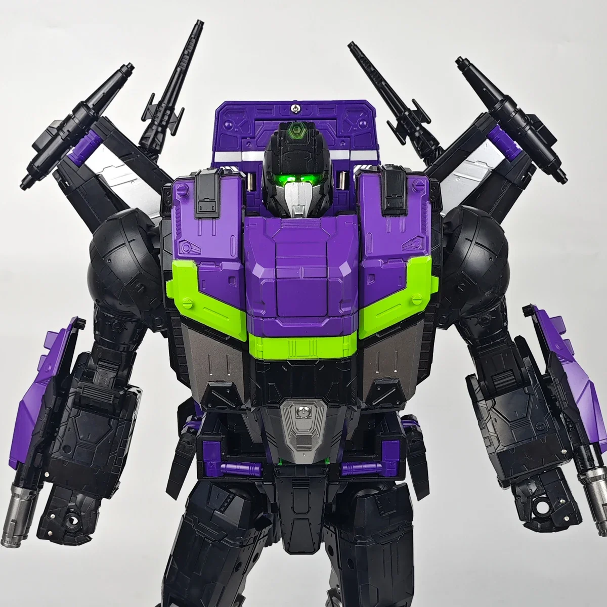 [Em estoque] V3306B Transformação V33-06B V33-06 V3306 40cm Jetfire Skyfire Black Action Figure View OSKO