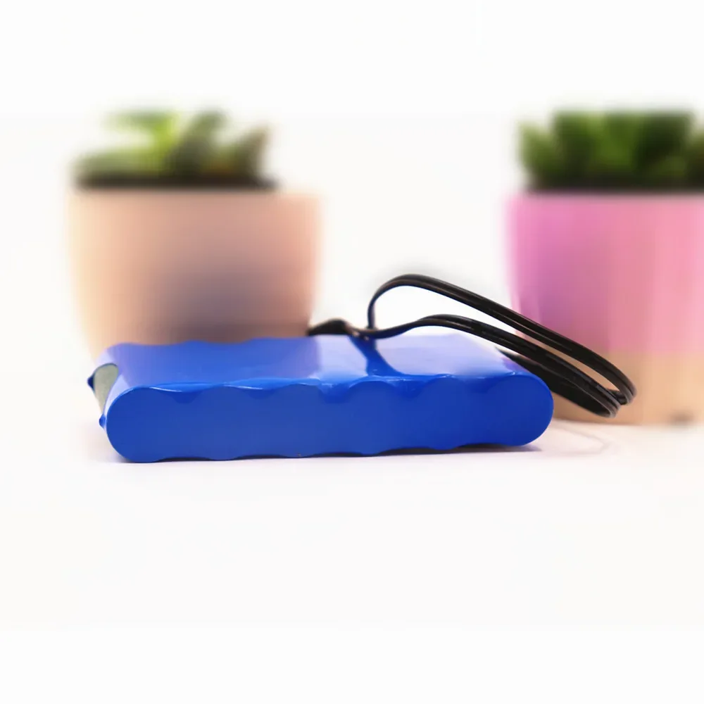 Portable 12V 20Ah 30000mAh Lithium Battery Pack for CCTV Camera, Monitor, Car Van RV, Solar Power, Charger Included