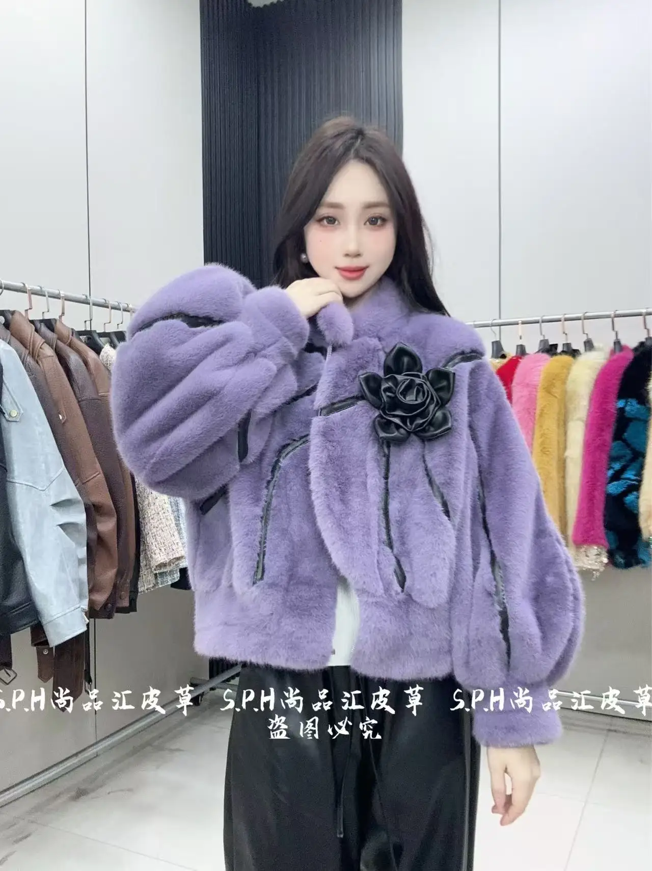 الجلود ثلاثية الأبعاد ورود للزينة فو الفراء معطف المرأة 2025 جديد الشتاء قصيرة فانوس كم سترة الرجعية الوقوف طوق سترة