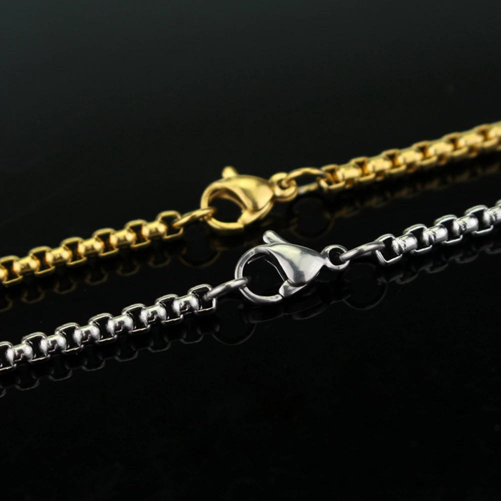 

2pcs of One Set Creative Neck Chain Boxing Gloves Necklace Metal Necklace Fashion Punk Hanging Pendant for Woman Man (Silver)