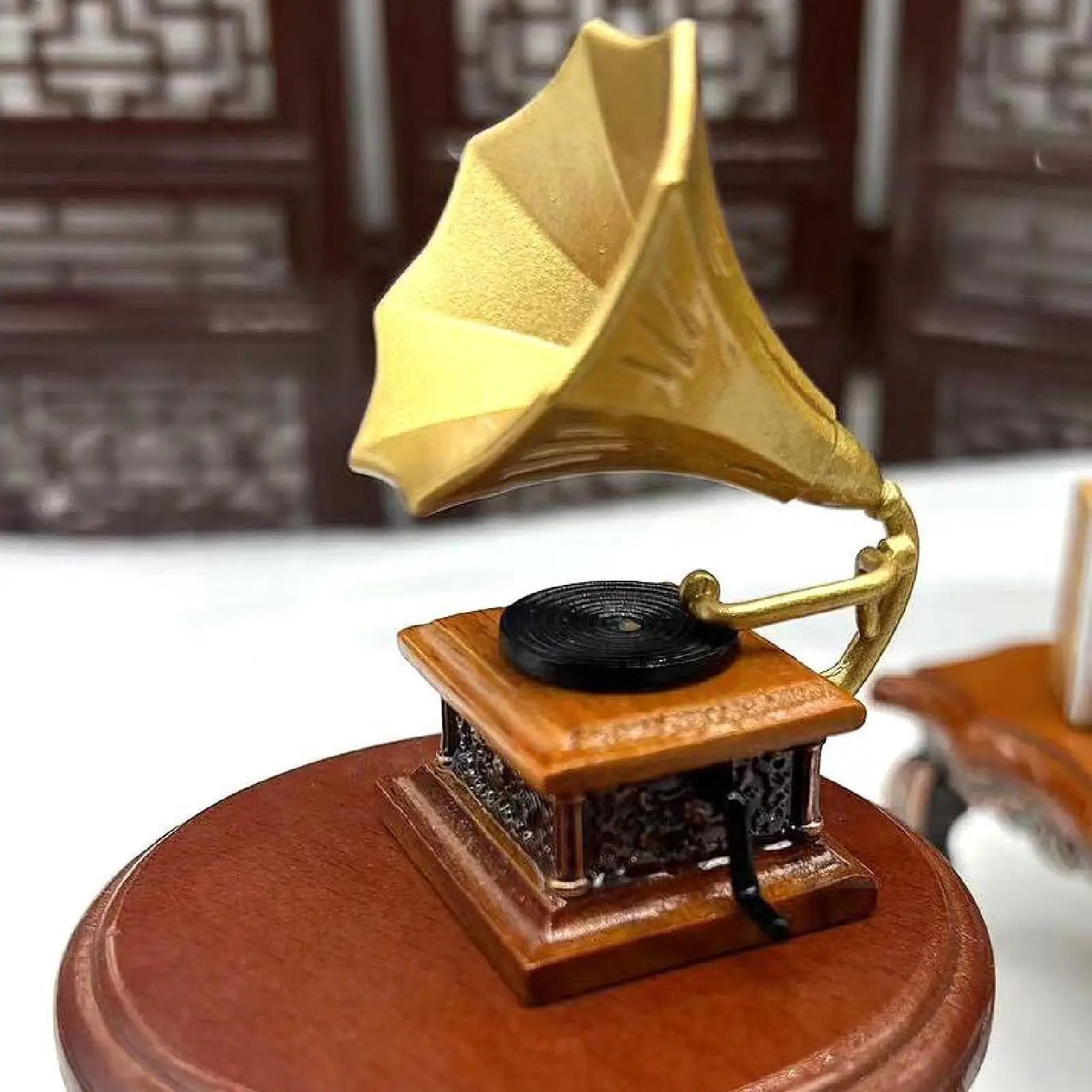 

Dollhouse Gramophone 1/12 Simulated Phonograph Miniature Model for DIY Projects