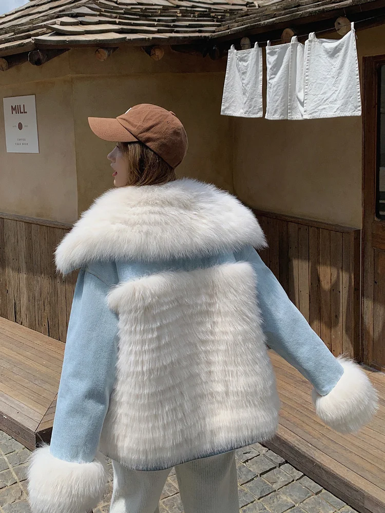 Arrivals Real Fur Coat New Winter Female 2023 New Female Fox Fur Strip Denim Down Winter Jacket with Fur Coat Women Thick Warm