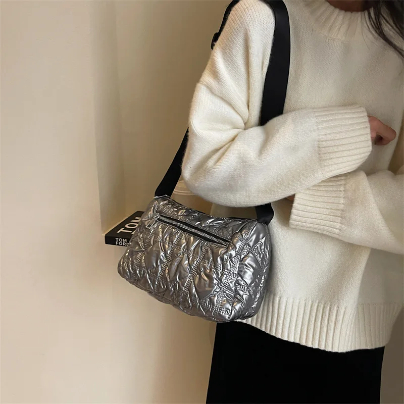 Korean Fashion Bag For Women New Small Crossbody Bags Bucket Bag OL Style Ladies Shoulder Bag Quilted Cotton Silver Handbags