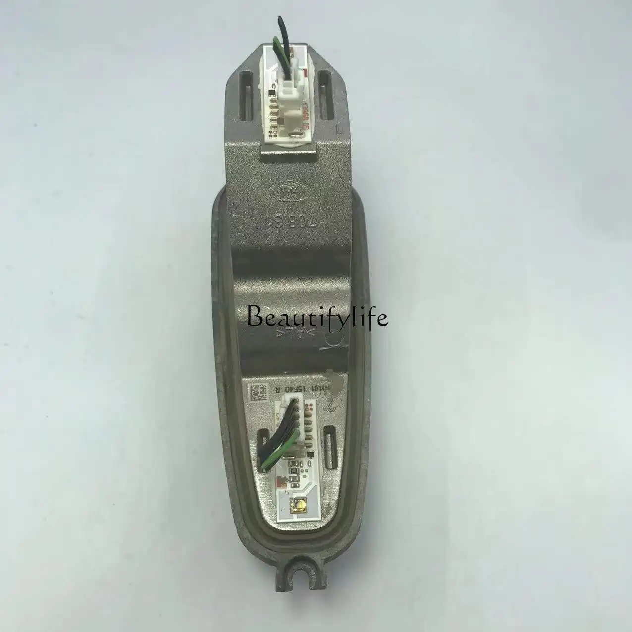 

8U0941475A new headlight light source module is suitable for automotive Q3 daytime running lights