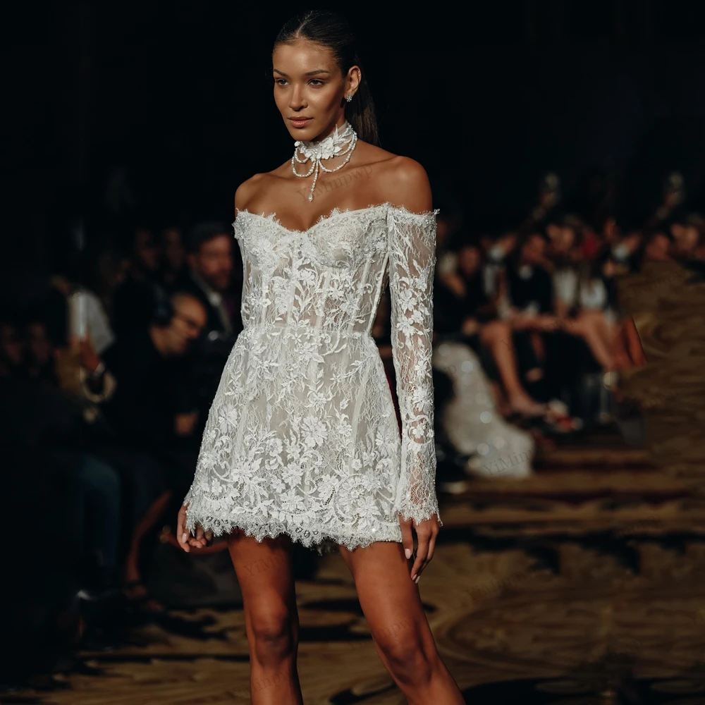 Weiße schulterfreie Mini-Brautkleider mit langen Ärmeln und Applikationen, trägerloses Hochzeitskleid nach der Party, individuelle Ballkleider