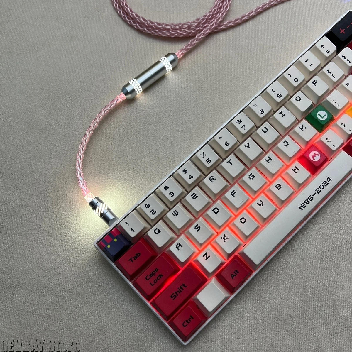 

Индивидуальный светящийся полый тип C, монокристаллический медный авиационный штекерный кабель, 8K, магнитная ось, клавиатура, кабель для зарядки данных