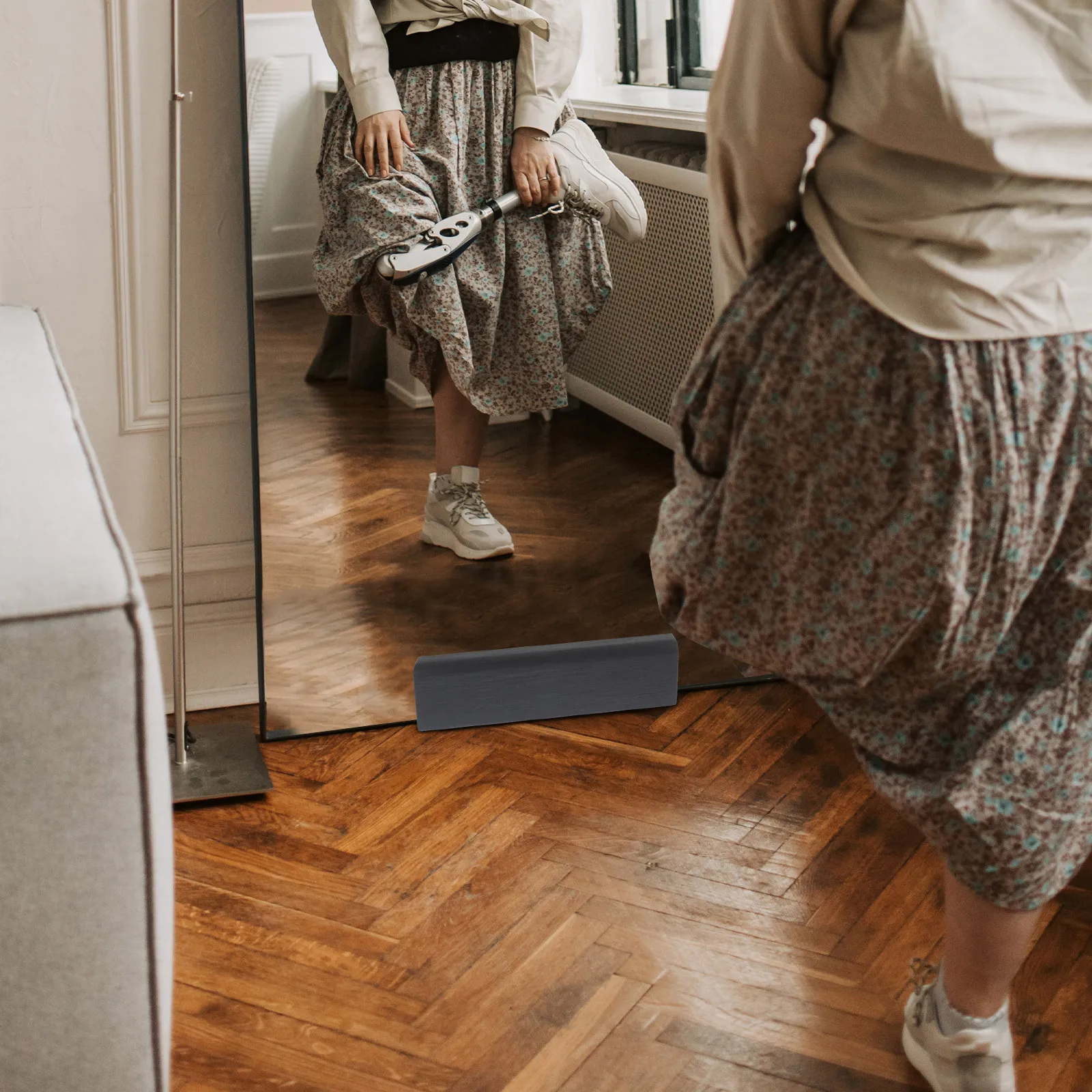 

Floor Mirror Support Stand Full Length Mirror Base Wood Holder Non Slip Sturdy Design Easy Assembly Decorative Functional