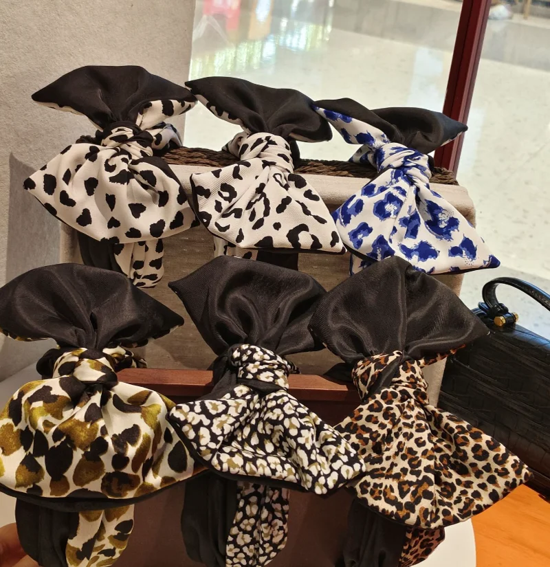 

Retro Leopard Print Patchwork Fabric Bow Hairband Headband Outdoor Hair Presser Hairpin Hair Bands Versatile Hair Hoop Hair Clip