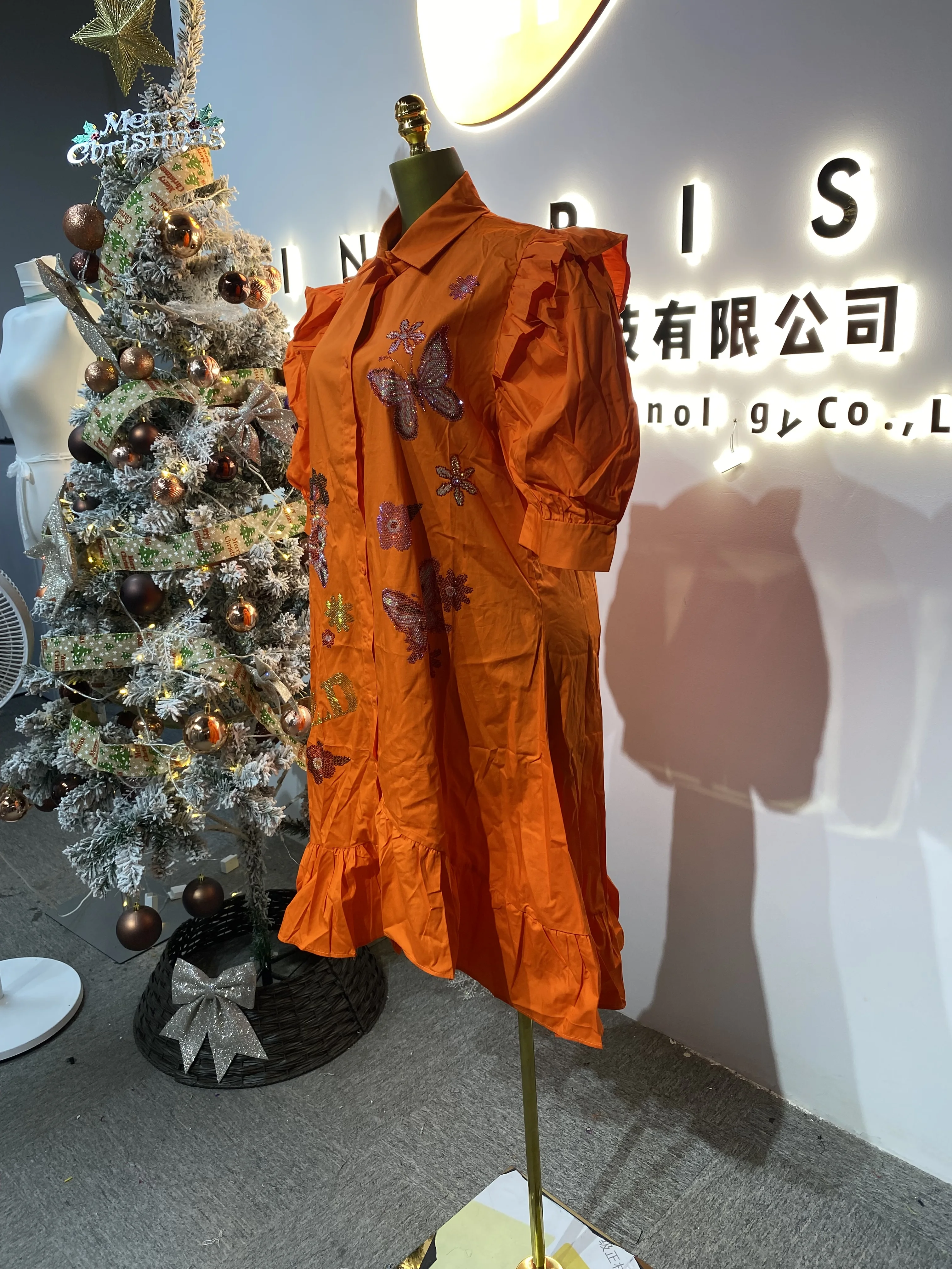 Novo ultra confortável manga esvoaçante feminino de alta qualidade camisa de algodão estilo em camadas Dress-GZMM053