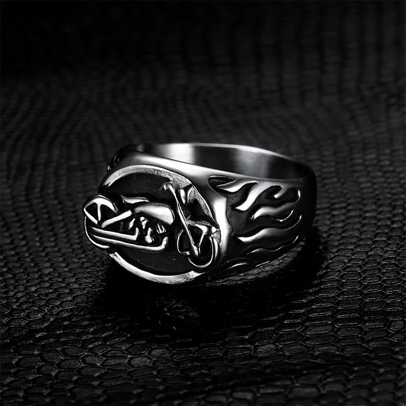 Megin D Stainless Steel Titanium Vintage Punk Motor Cycle Fire Flower Carved Hip Hop Rings for Men Women Couple Gift Jewelry Ane