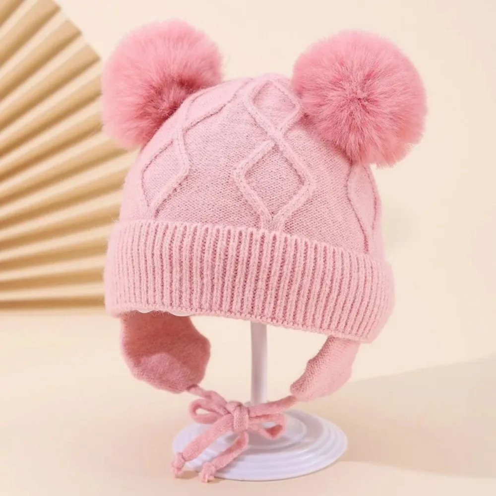 

Classic Knitting Ear Protection Hat Diamond Pattern Solid Color Fleece Lined Hat Double Ball Tie Yarn Hat Winter Season