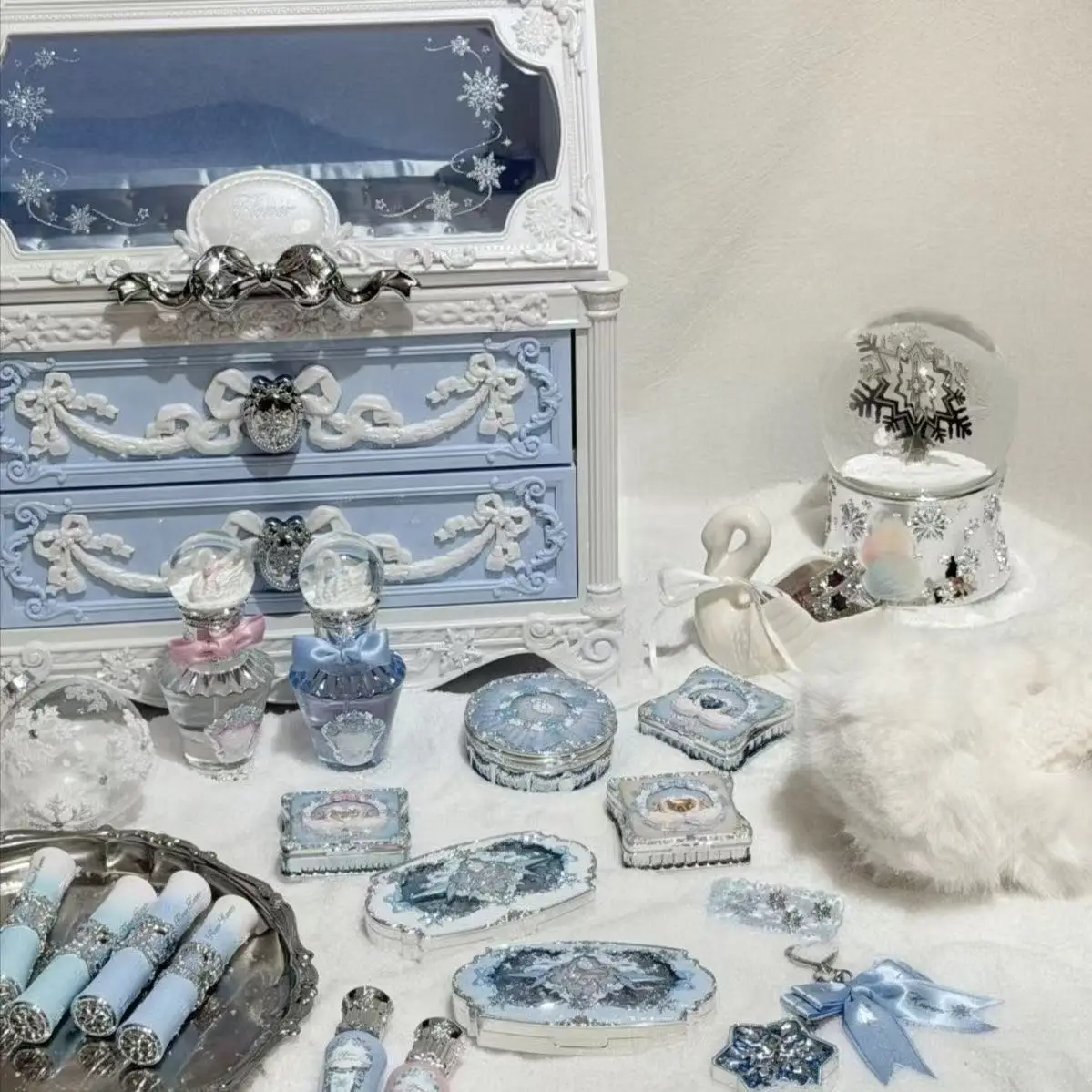 Flower Know Snowflake Ballet Ice Crystal Gift Box Cosmetics Blush Honey Powder Birthday Gift Box Makeup Set
