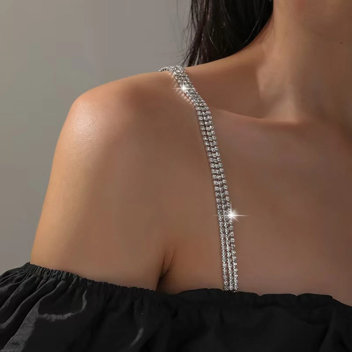 1/2 Stuks Mode Schouderbanden Kristal Ondergoed Bandjes Metalen Beha-bandjes Antislip Sexy Onzichtbare Cool Vrouwen Beha Bandje voor Decor