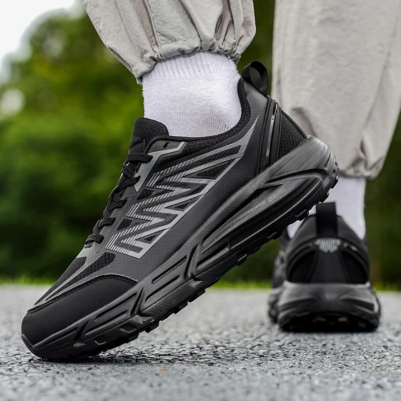 Wide Toe Men Hiking Shoes Unisex Trekking Trail Running Sneakers Retro Lace-Up Men Walking Shoes Outdoor Non-slip Men's Shoes