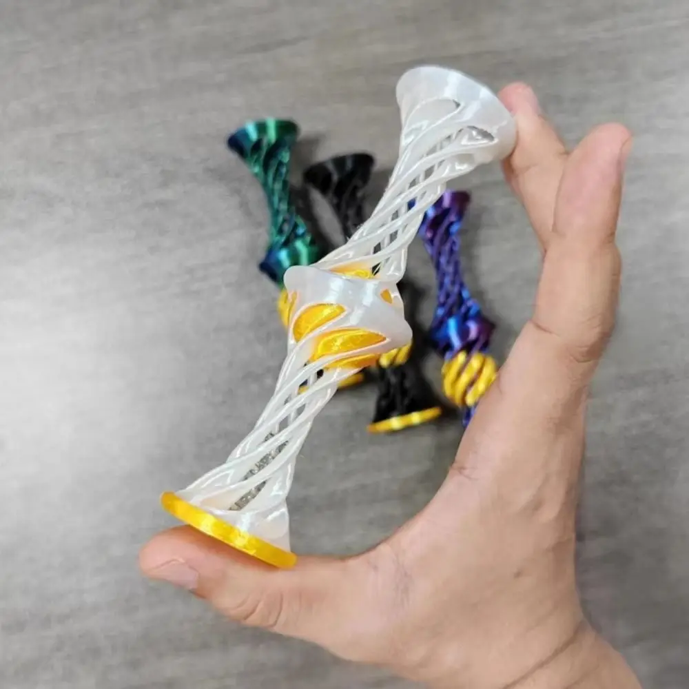 Double Layer Impossible Pyramid Passthrough Three-dimensional Diversification 3D Printing Spiral Desktop Decoration Interesting