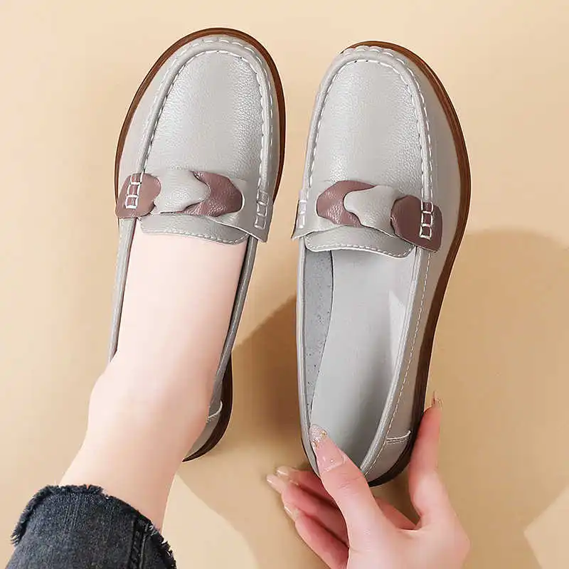 

Round Nose Flat Sole Maucassin Woman Skateboarding Women Running Shoes Sneakers Women Sport Items Kit Maker Super Cozy