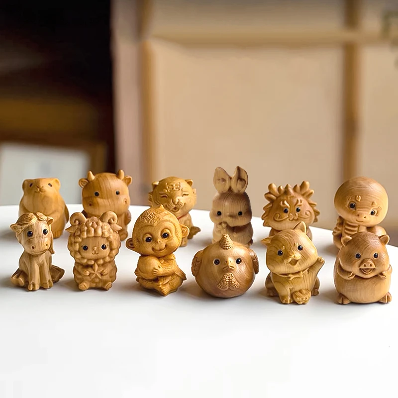 Mini estatuilla en miniatura de animales de madera, los doce signos del zodiaco chino, tigre de madera tallada, modelo de dragón, adorno, regalo de cumpleaños