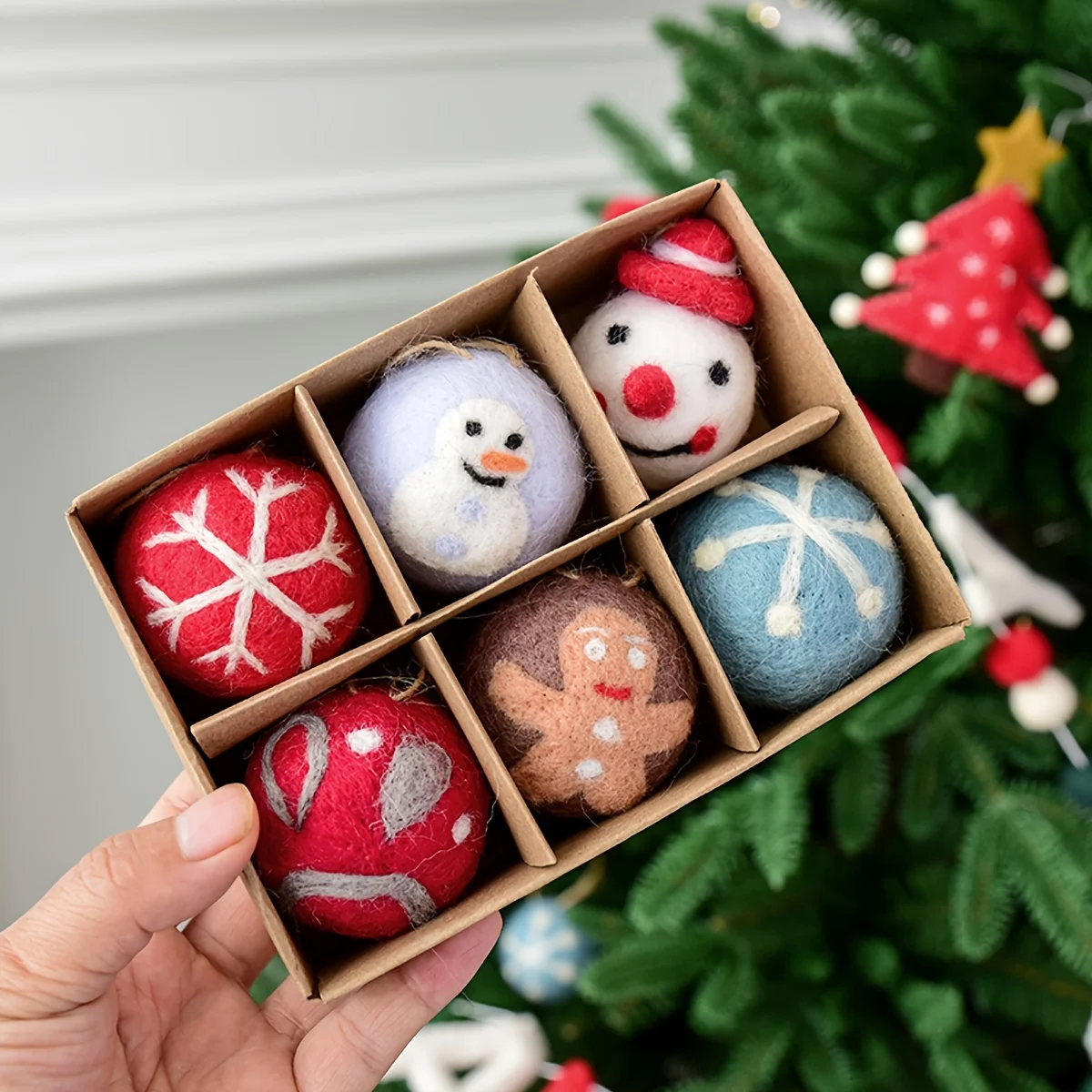 

6pcs Christmas Tree Decorations Balls Wool Felt Circle Christmas Tree Pattern Snowflake Diy Wool Ball Ball Pendant 2025 Navidad