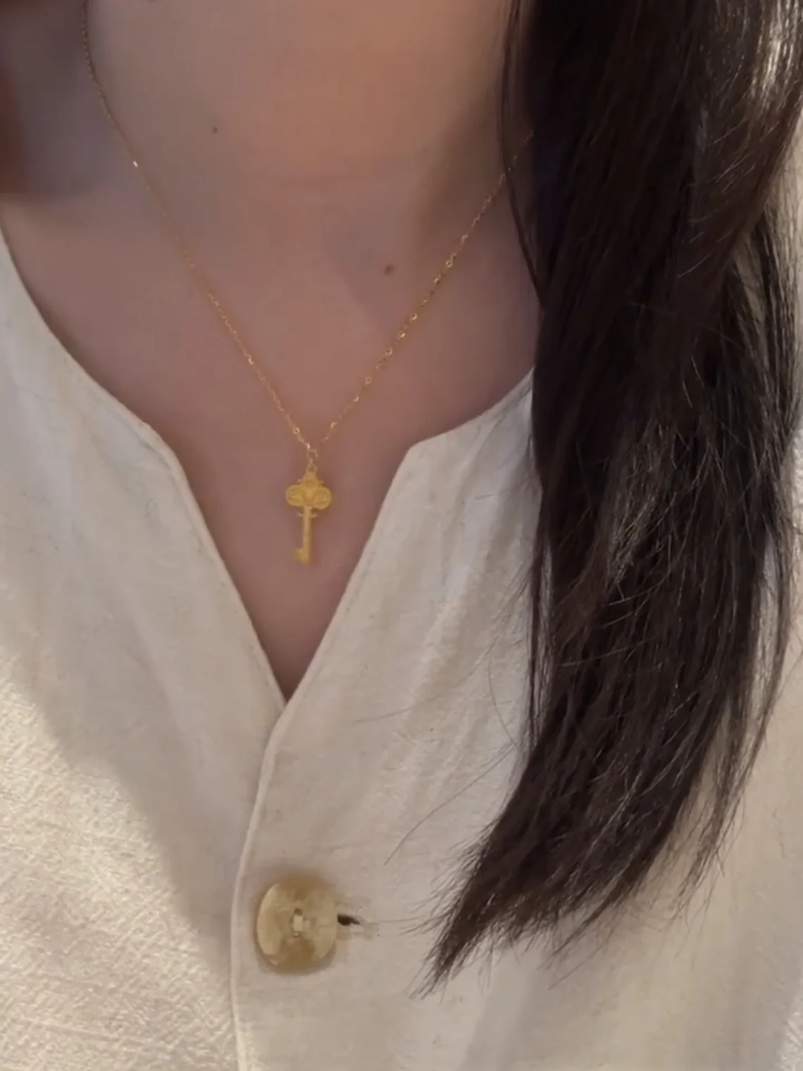 colar-de-corrente-para-clavicula-com-pingente-de-chave-chines-Unico-dourado-brilhante-para-mulheres-nova-moda-2026-estilo-r