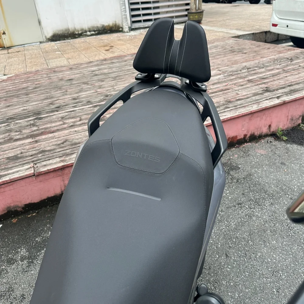 Suitable for non-destructive installation and modification of ZONTES 125X 150X rear seat backrest and passenger seat cushion.