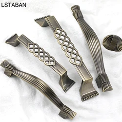 Vintage Bronze Kitchen Cabinet Handles Zinc Alloy Hollow Simple Drawer Pull Closet Dresser Furniture Knob Wardrobe Door Hardware