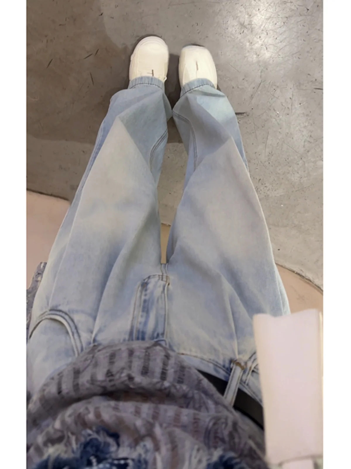 

Light Blue Soft Loose Straight Leg Jeans Men's American High Street Vibe Trousers Wear Resistant Teenage Spring Faion