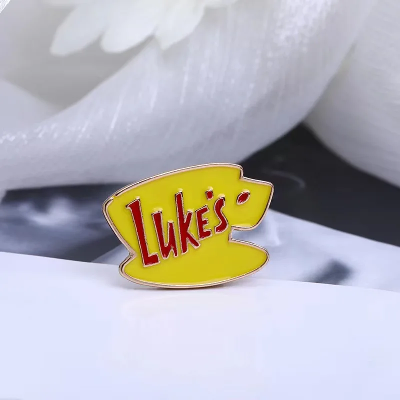 High Quality Gilmore Girls Enamel Pins Classic America TV Metal Letter Badges Women\'s Brooches Lapel Pins Fashion Jewelry Gifts