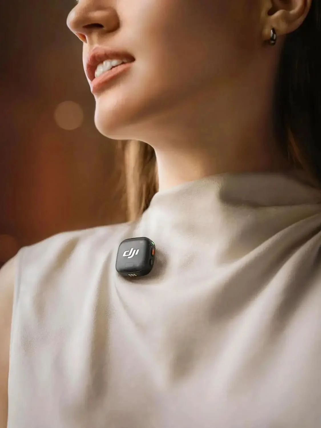 DJI Mic 3 Wireless Lavalier Mic Ultralight Extended Time & Fast Charging 400m Transmission Noise Cancelling Vlog Streaming