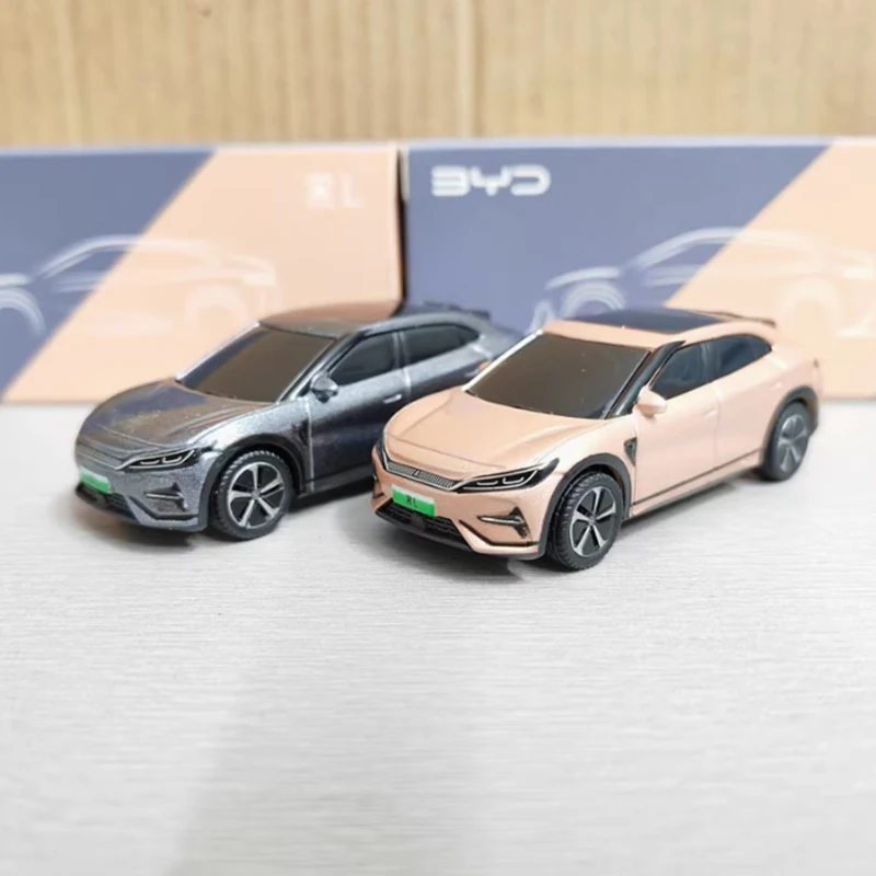 Diecast in scala 1:64 BYD Song L Yuan Plus Dolphin New Energy Modello di auto in lega Collezione Decorazione Regalo Giocattoli Display statico
