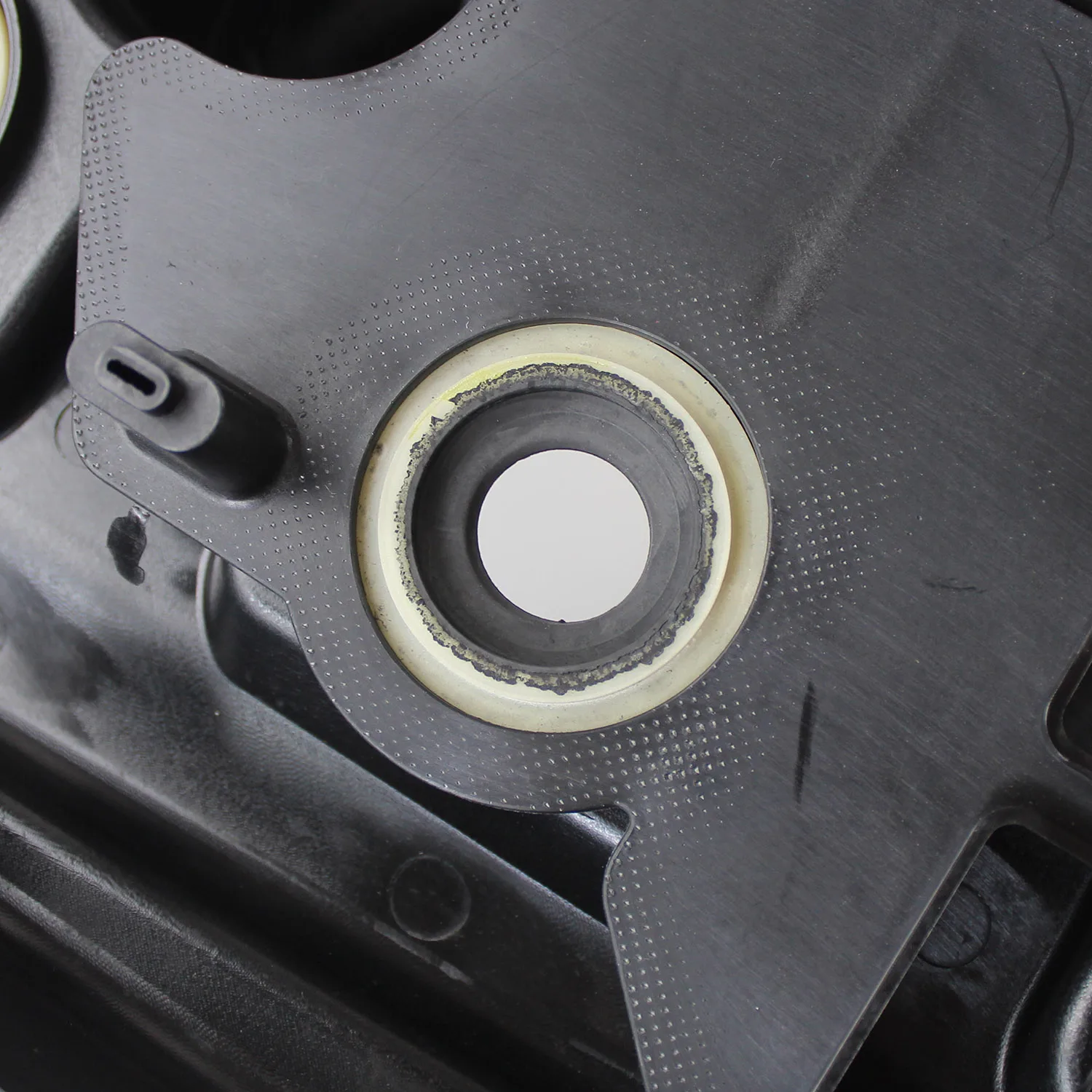 1set Valve Cover Kit 13264-ZE01A 13264-ZE00A For 2004-2016 Nissan Armada NV2500 NV3500 Pathfinder Titan Infiniti QX56 5.6L Part - Image 5