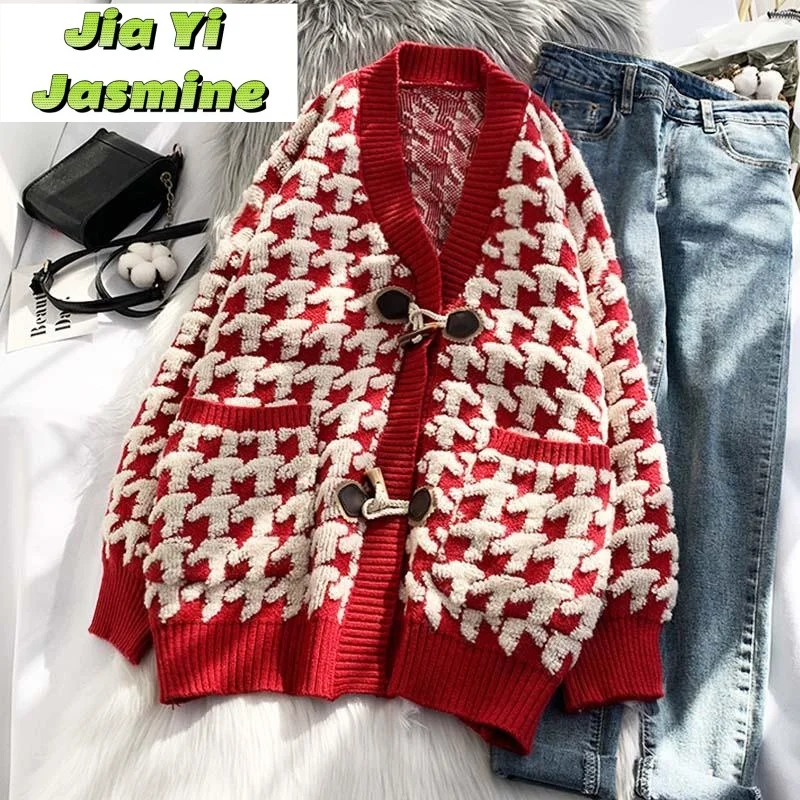 Autumn and Winter Qianniao Grid Cow Horn Buckle Internet Famous Knitted Cardigan to Wear Loose and Lazy Style Sweater Jacket