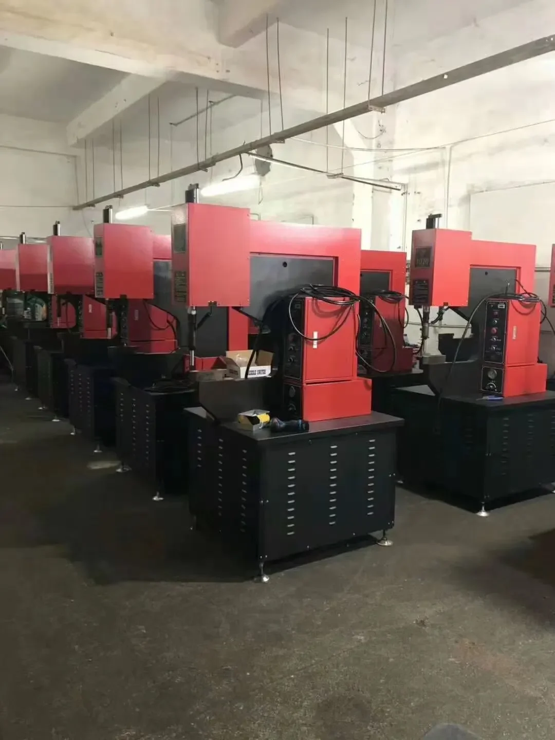 For JULY Automatic hydraulic pressure riveting machine Fastener Insertion machine brake lining