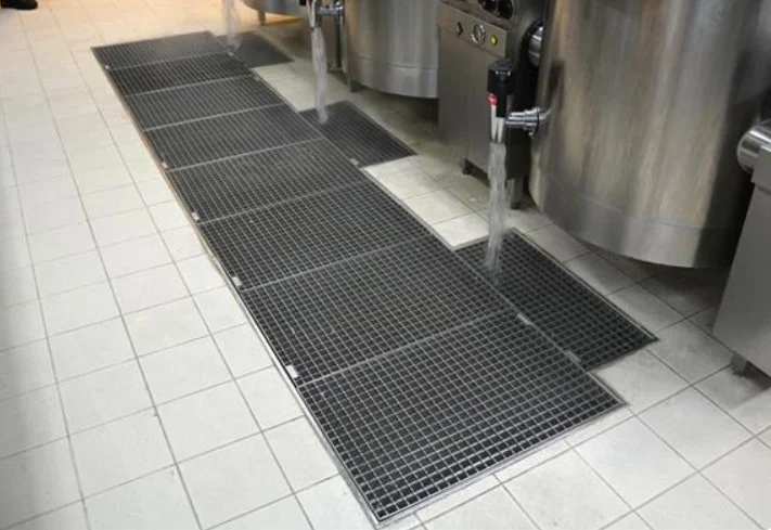 

Modern Hygienic Industrial Drain Channels Linear Stainless Steel Floor Drain Rectangle Garage Trench Drain for Kitchen