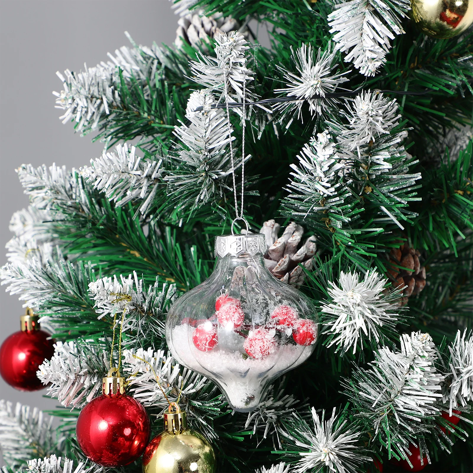 

8pcs Plastic Ball Christmas Decorations Holiday Hanging Ornaments Tree Balls Party Decor Xmas Pendant Xmas Tree Hanging Decors