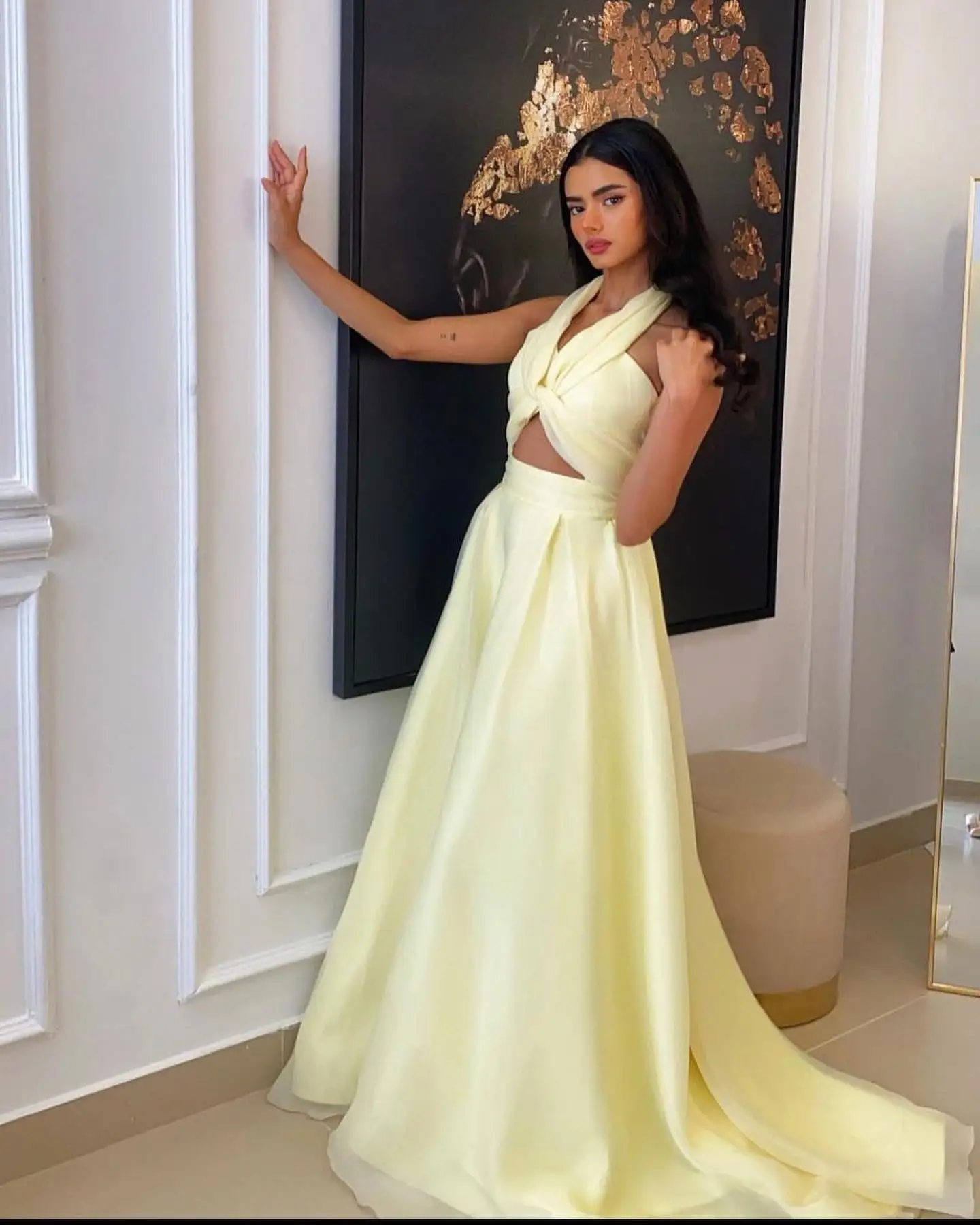 

Noble Yellow Halter Neckline Prom Dress Sleeveless With Floor Length Evening Summer Elegant Party Dress For Women2023