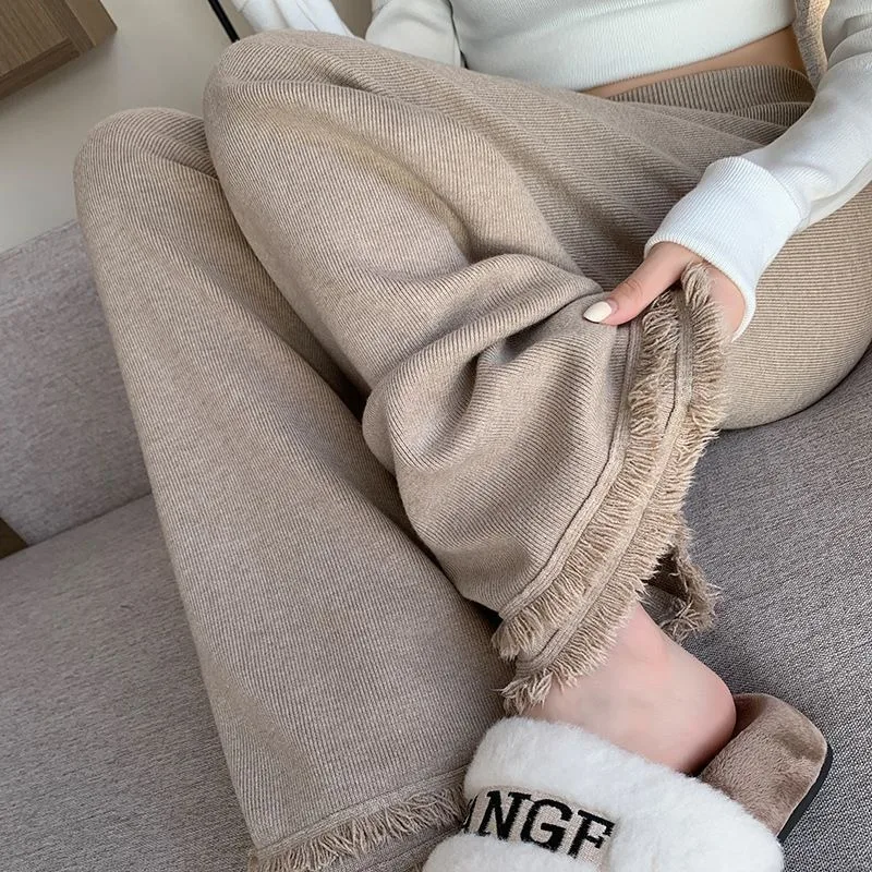 Knitted wide leg pants for women in autumn and winter, new high waisted slimming and drooping tassel edge glutinous rice pants